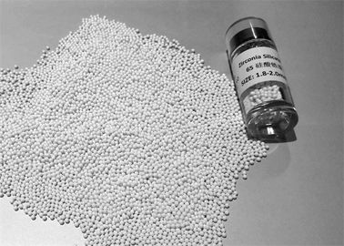 Wit Sinterred-Zirconium 4, 1,8 - 2.0mm 1,1 KN-Media van het Zirconiumsilicaat 