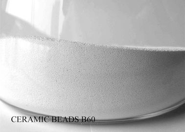 Het hoge Hardheidszirconiumdioxyde parelt Ceramische het Vernietigen Media B60 voor Metaalpijpen het Schoonmaken
