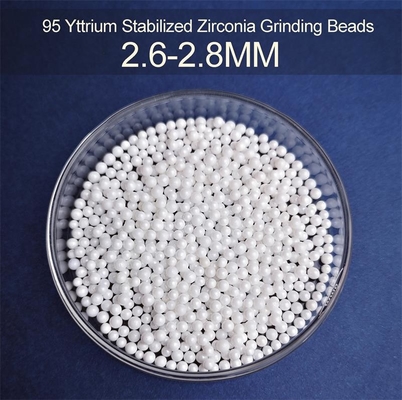 Dichtheid 6.0g/Cm3 Zirconia slijpmedium Yttrium gestabiliseerd 2.6-2.8mm Bolvorm