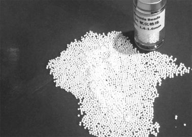 Hoge Hardheid 95 Zirconiumdioxyde parelt 1,4 - 1,6 mm-Zirconiumdioxyde Malende Parels voor Verspreiding