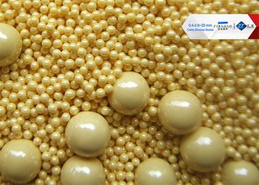 ZrO2 80% Zirconiumdioxyde Ceramische Ballen IS014001 de Gediplomeerde Bulkdichtheid van 3.9g/van Cm3