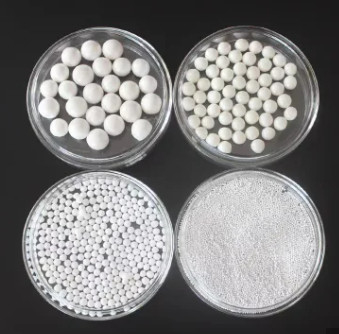 95 Yttrium gestabiliseerd Zirconia korrels 1,6-1,8 mm slijpmiddelen voor schilderen, inkt
