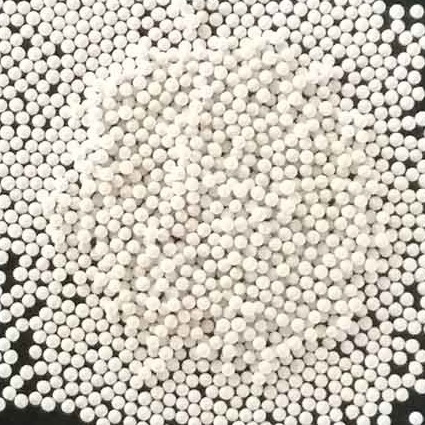 Wit Sinterred-Zirconium 4, 1,8 - 2.0mm 1,1 KN-Media van het Zirconiumsilicaat 